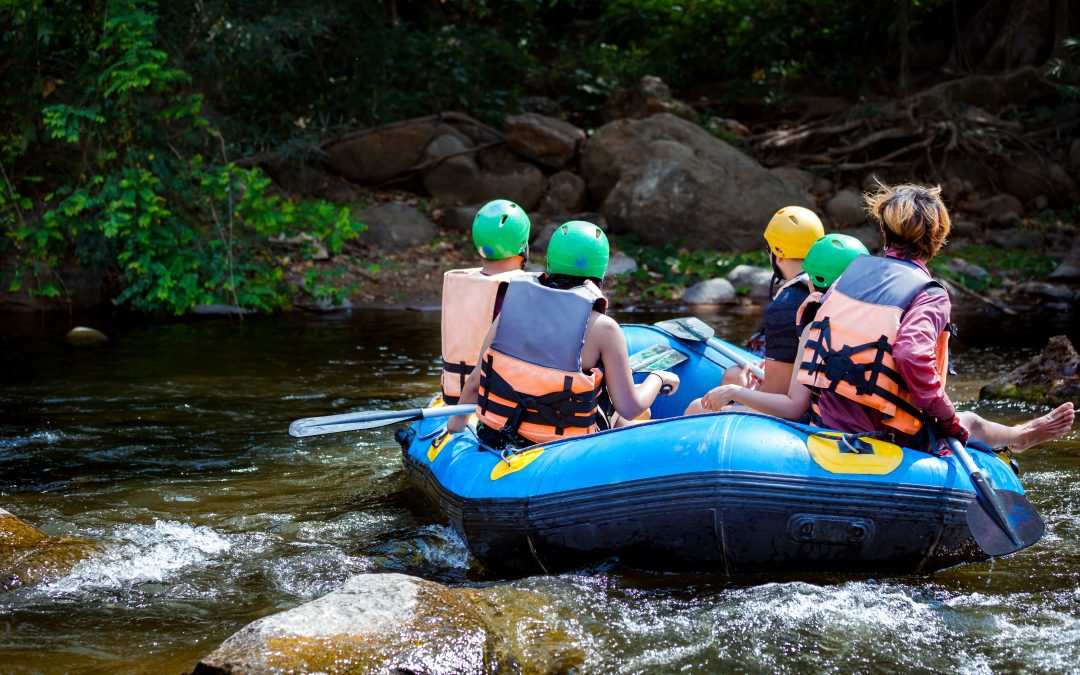 ¿Cuál es la mejor temporada para hacer rafting y kayak en Jalcomulco?